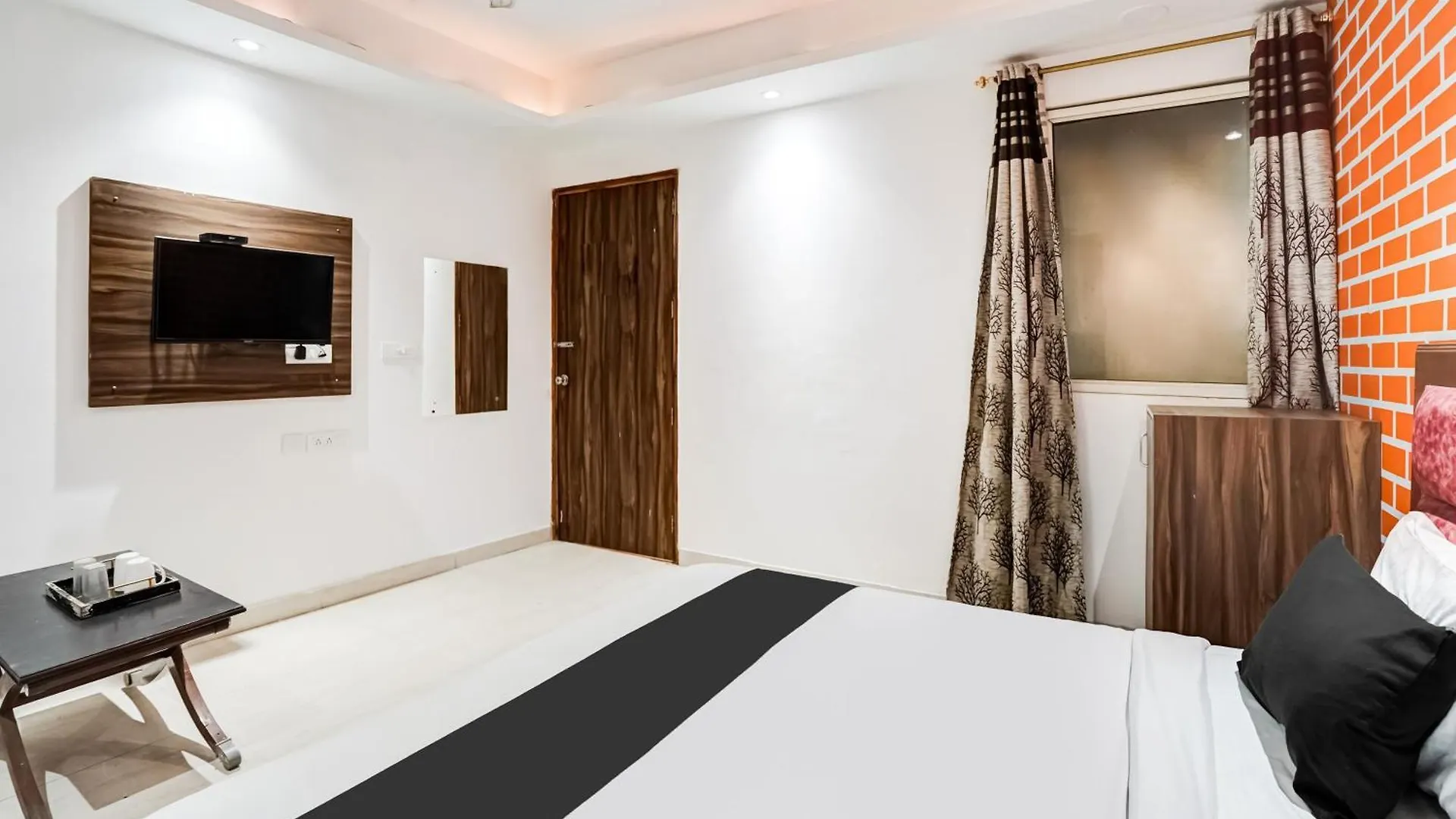 Collection O Mahipalpur Near Igt Airport Hotel New Delhi